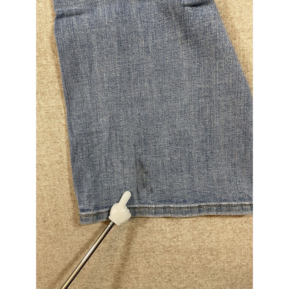 Levi's Classic Bootcut Jeans Blue Floral Embroidered Denim Womens 10 Stretch - Picture 15 of 15